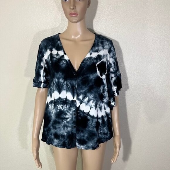 Young Fabulous Broke Blue White Tie Dye Rayon Button Blouse Top Medium M - Picture 1 of 6